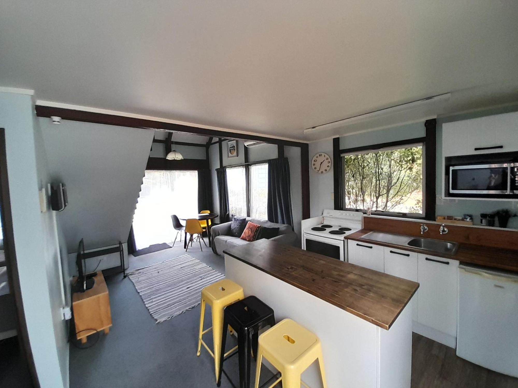 טוראנגי Tokaanu Lodge Motel מראה חיצוני תמונה